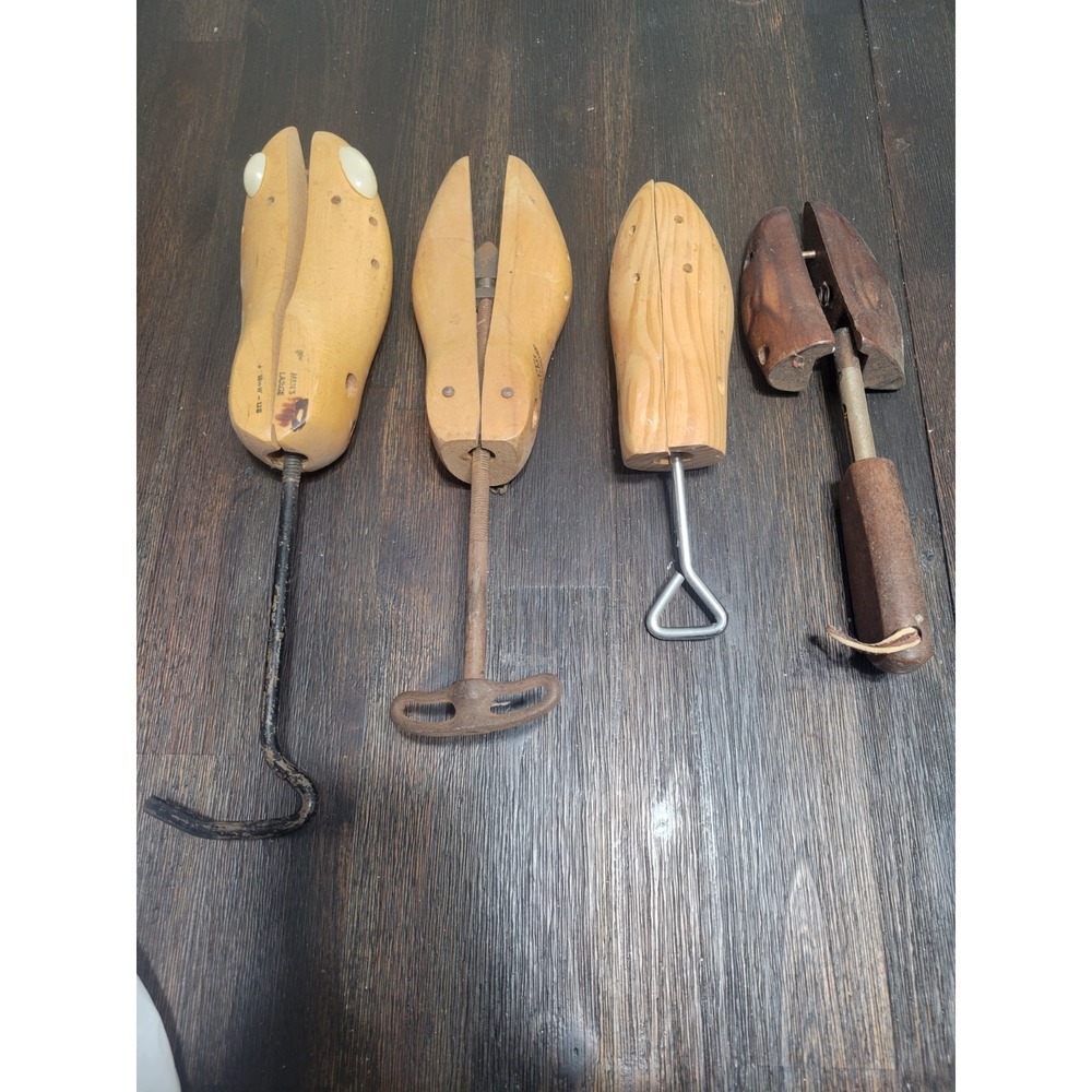 Lot‎ of Vintage Professional Wooden Shoe Stretchers. Various Sizes